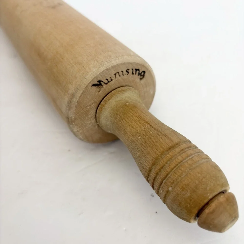 Vintage Munising Wooden Rolling Pin USA Primitive Farmhouse Maple Baking
